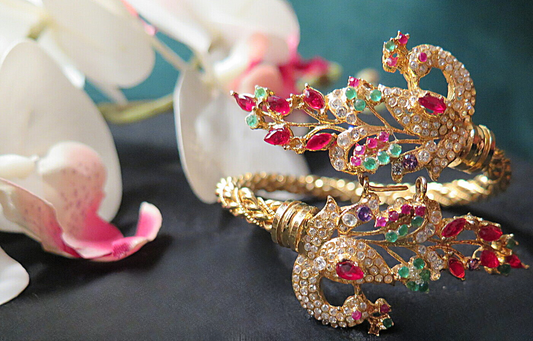 Peacock Styled Adjustable Bracelet