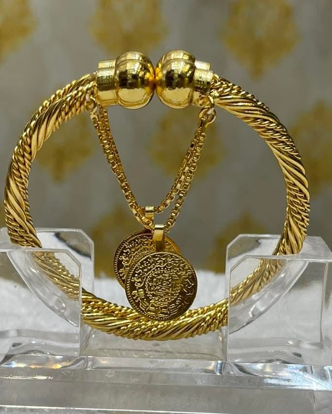 Pound Golden Coin Bangles Set