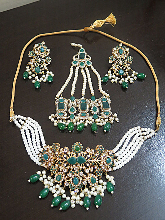 Green Jewellery Set