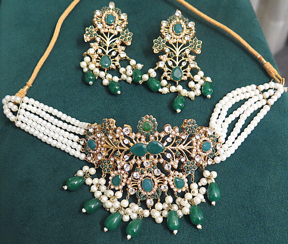 Green Jewellery Set